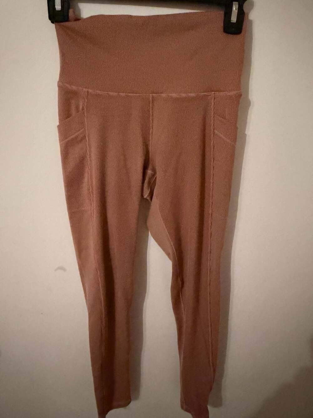 Prana High Waisted Yoga Leggings with Pockets – ,